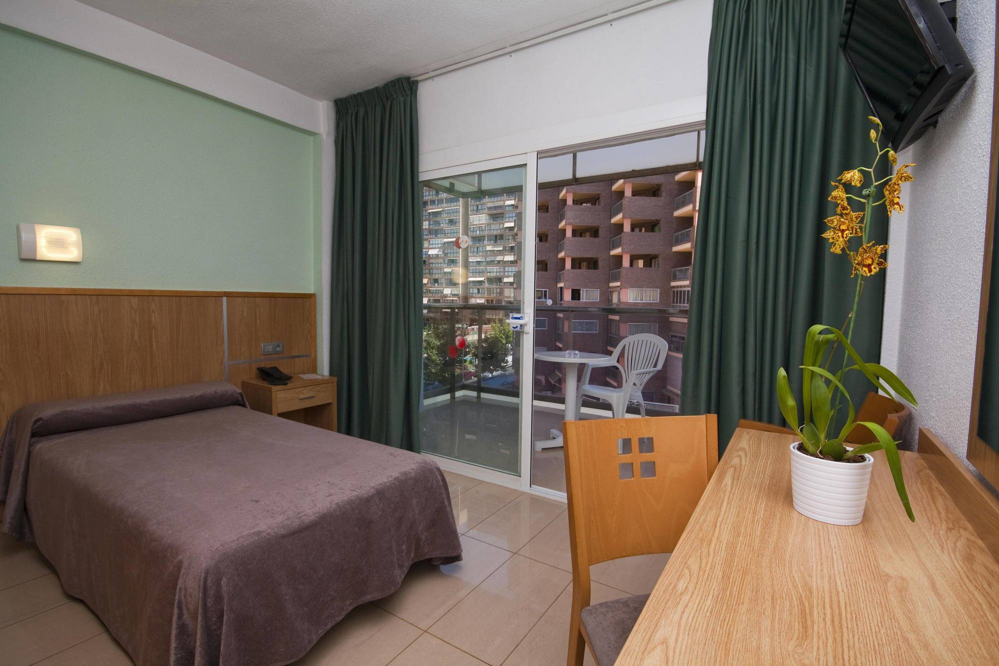 Hotel Perla Benidorm Exterior foto